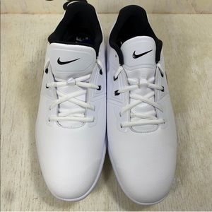 Men’s golf shoes